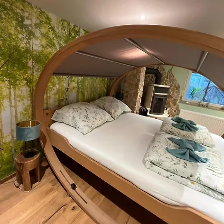 Apartment Bionestlein Wellness Mit Biosauna Und Wintergarten *